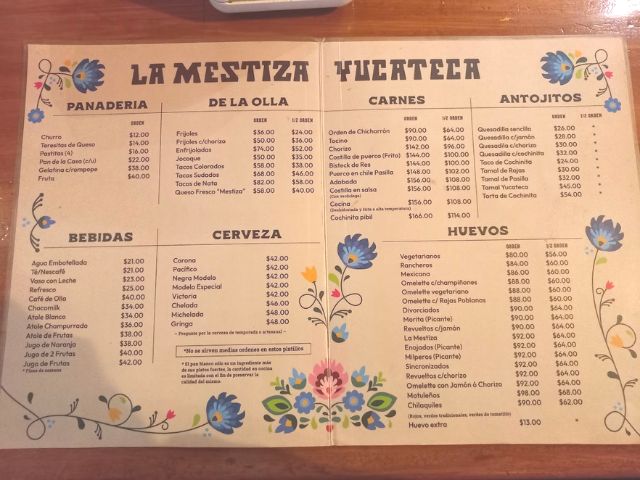 LaMestizaYucatecaのメニュー表